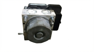 2015 Nissan Sentra ABS Control Module Assembly (Used OEM)