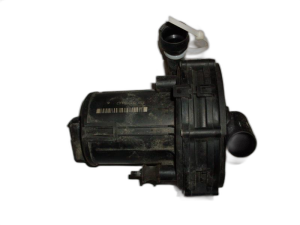 1999-2001 BMW 740i Secondary Air Injection Pump Assembly (Used OEM)