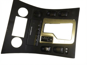 2007-2009 Suzuki XL-7 Master Power Window and Door Lock Switch - Left (Driver) (Used OEM)