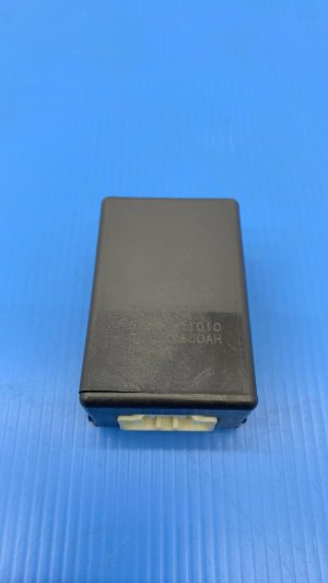 2018-2022 Lexus LS500 Seat Heater Control Module - Front, Left (Driver) (Used OEM)