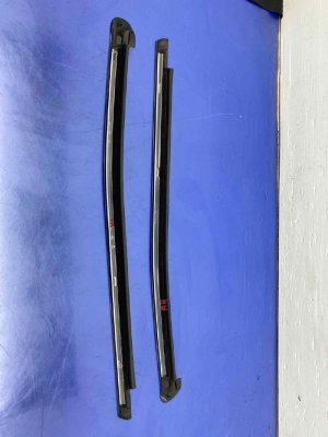 2013-2016 Mercedes-Benz GL550 Chrome Door Window Lower Belt Molding Set - Rear (Used OEM)