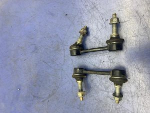 2016-2025 Dodge Durango Suspension Stabilizer Bar Assembly - Rear (Used OEM)