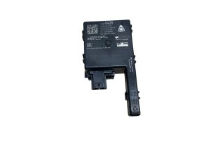 2020-2024 Cadillac CT4 Keyless Entry Antenna Receiver Module (Used OEM)