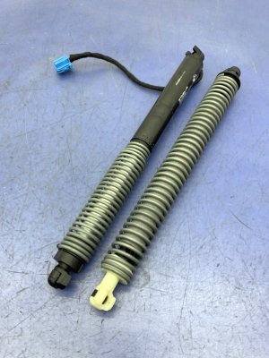 2017-2019 BMW Alpina B7 Trunk Lid Lift Support Strut - Rear (Used OEM)