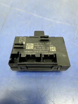 2011-2018 Porsche Cayenne Door Control Module - Rear (Used OEM)
