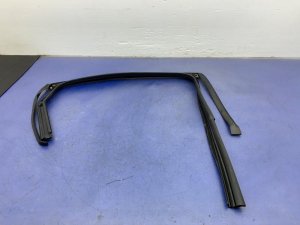 2021-2025 Kia Sorento Door Weatherstripping - Rear, Left (Driver) (Used OEM)