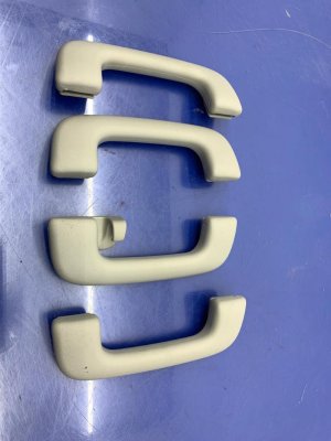 2022-2025 Hyundai Tucson Gray Interior Roof Grab Handle Set - Front (Used OEM)