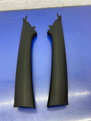 2022-2025 Hyundai Santa Cruz Black A-Pillar Trim Panel Cover Set - Front (Used OEM)