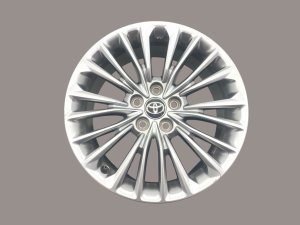 2019-2022 Toyota Avalon Silver 18x8 20-Spoke Bright Hyper Painted Alloy Wheel (Used OEM)