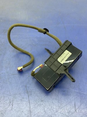2019-2022 Genesis G70 Antenna Amplifier Receiver (Used OEM)