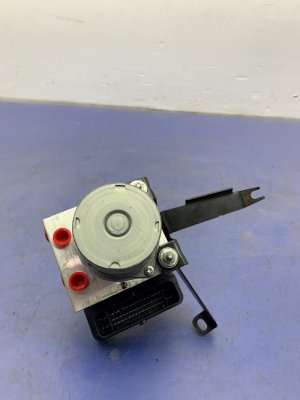 2020-2022 Mercedes-Benz GLB250 ABS Anti-Lock Brake Pump and Module Assembly (Used OEM)