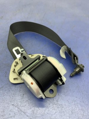2014-2024 INFINITI QX80 Seat Belt Assembly - Rear (Used OEM)