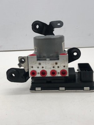 2020-2022 Volvo XC60 ABS Pump and Control Module (Used OEM)