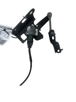 2018-2024 Lexus LS500 Suspension Height Sensor - Rear (Used OEM)