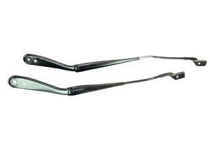 2020-2024 BMW X6 Windshield Wiper Arm Set - Front (Used OEM)