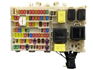 2025 Nissan Murano Cabin Fuse Box Junction Box (Used OEM)