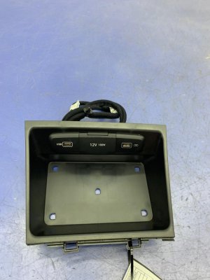 2022-2023 Hyundai Santa Cruz Floor Center Console Storage Compartment with Multi Plug Ports and Tray (Used OEM)