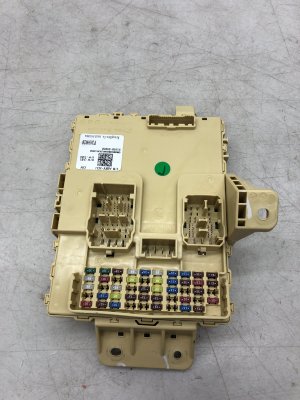 2020-2022 Kia Telluride Cabin Fuse Box Junction Block - Front (Used OEM)