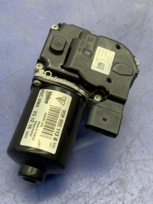 2015-2018 Porsche Macan Windshield Wiper Motor - Front (Used OEM)