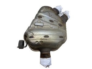 2017-2019 Audi Q7 Intermediate Exhaust Muffler Resonator - Rear (Used OEM)