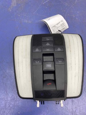 2011-2017 Mercedes-Benz CLS550 Roof Console Dome Light Assembly - Front (Used OEM)