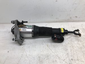 2004-2006 Volkswagen Phaeton Air Suspension Strut Assembly - Front, Right (Passenger) (Used OEM)