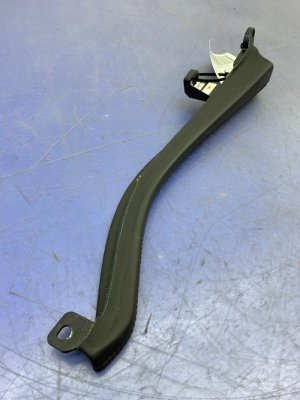 2013-2016 BMW M5 Black Floor Console Armrest Bezel Trim - Front (Used OEM)