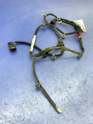 2018-2019 Nissan Kicks Blind Spot Warning Wiring Harness - Rear (Used OEM)