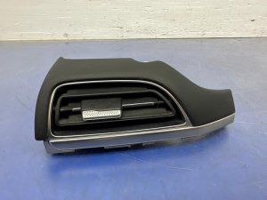 2020-2022 Hyundai Palisade Dash Outer A/C Air Vent Grille - Front (Used OEM)
