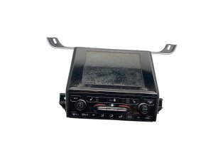 2021-2025 Jeep Grand Cherokee Black 8.4-Inch Infotainment Display with HVAC Controls - Front (Used OEM)