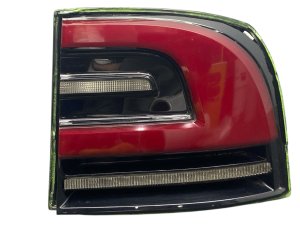  Tesla Model x Outer Taillight Assembly - Rear, Right (Passenger) (Used OEM)