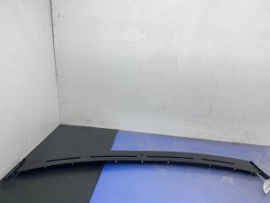 2017-2020 Maserati Levante Black Dash Vent Defroster Plate Trim Panel - Front (Used OEM)