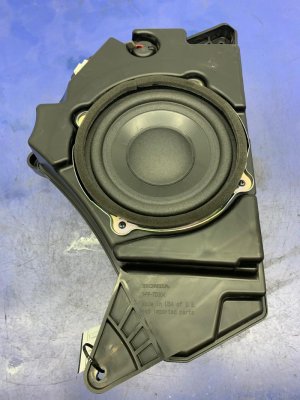 2018-2024 Honda Odyssey Audio Subwoofer Speaker (Used OEM)