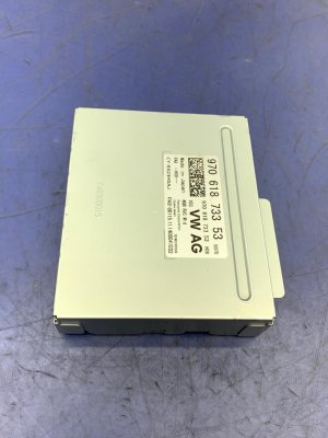 2014-2016 Porsche Panamera Reverse Camera Control Module (Used OEM)