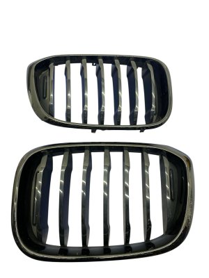 2018-2021 BMW X3 Lower Center Radiator Grille Set - Front (Used OEM)