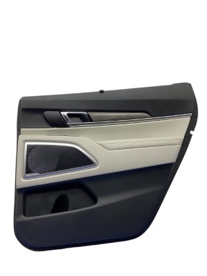 2020-2022 Kia Telluride Gray Door Interior Trim Panel with Wood Trim - Rear, Right (Passenger) (Used OEM)
