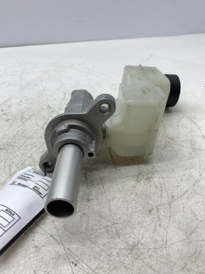 2020-2022 Toyota C-HR Brake Master Cylinder with Reservoir (Used OEM)