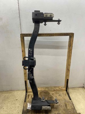 2018-2024 Lincoln Navigator Bumper Reinforcement Trailer Hitch - Rear (Used OEM)
