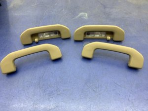 2012-2015 Mercedes-Benz ML350 Beige Overhead Interior Grab Handle Set with Lights - Front (Used OEM)
