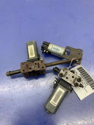 2013-2016 Mercedes-Benz GL550 Seat Tilt Recline and Track Adjust Motor Set - Front (Used OEM)