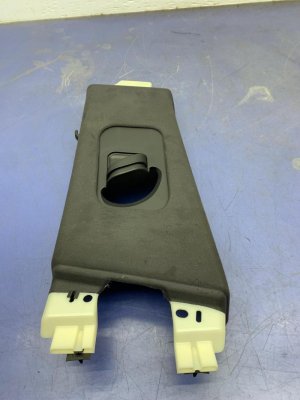 2017-2020 Maserati Levante Black B Pillar Trim Cover Panel (Used OEM)