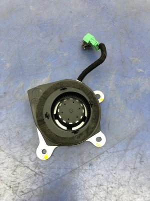 2018-2024 Honda Odyssey Lower Seat Cushion Blower Motor - Front (Used OEM)