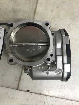 2011-2016 Ferrari FF Fuel Injection Throttle Body (Used OEM)