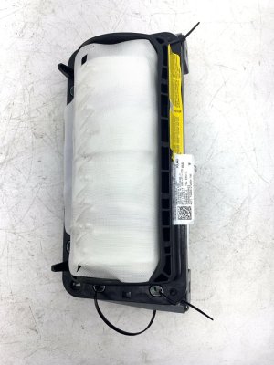 2011-2018 Porsche Cayenne Dashboard Air Bag - Front (Used OEM)