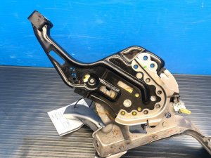 2013 INFINITI JX35 Emergency Parking Brake Pedal Assembly (Used OEM)