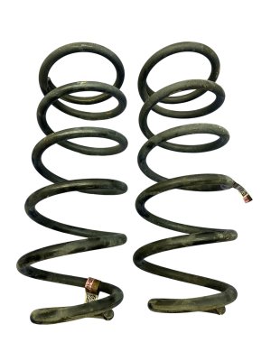 2020-2025 Toyota Highlander Coil Spring Set - Rear (Used OEM)