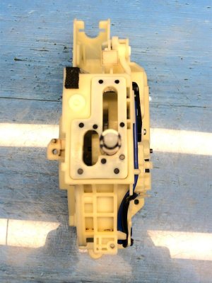2017 Genesis G80 Automatic Transmission Floor Shifter and Knob Assembly (Used OEM)