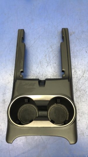 2019-2020 Lincoln Nautilus Black Center Console Cup Holder (Used OEM)