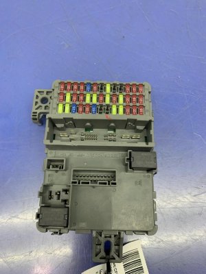 2018-2024 Honda Odyssey Cabin Fuse Relay Junction Box - Front (Used OEM)
