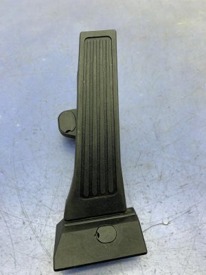 2022-2025 Hyundai Santa Cruz Accelerator Pedal Assembly (Used OEM)
